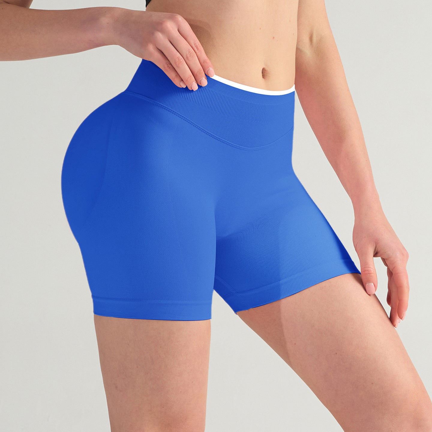 European and American Style Color-Blocking Sports Shorts, Breathable Peach Butt-Enhancing Women's Outdoor Cycling Fitness Yoga Pants, Butt-Lifting and Leg-Lengthening Yoga Shorts
