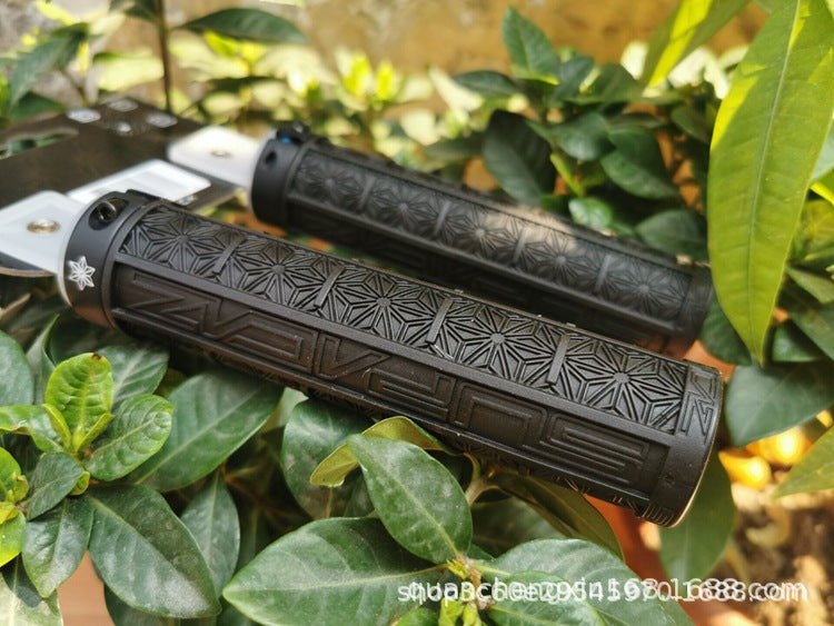 Cross-border wholesale Supacaz chrysanthemum handle set mountain bike silicone handle set off-road single lock shock-absorbing non-slip handle