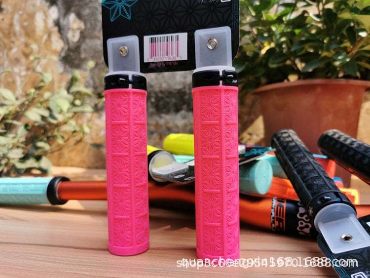 Cross-border wholesale Supacaz chrysanthemum handle set mountain bike silicone handle set off-road single lock shock-absorbing non-slip handle