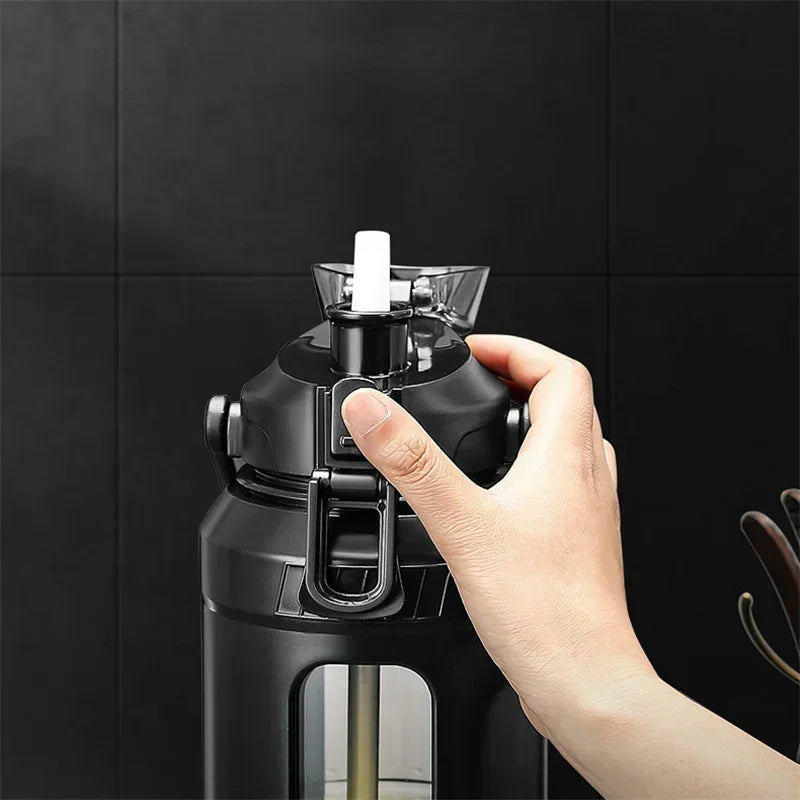 Large Capacity 2L Water Bottle Glass Bottle with Removable Straw, High Borosilicate Glass Water Bottle with Carry Handle for Gym