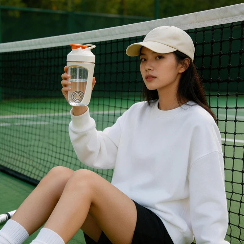 680ml Shaker Bottle Protein Shaker Fitness Bottle Plastic Bottle with Stainless Ball for Fitness Enthusiasts Athletes Sports Cup
